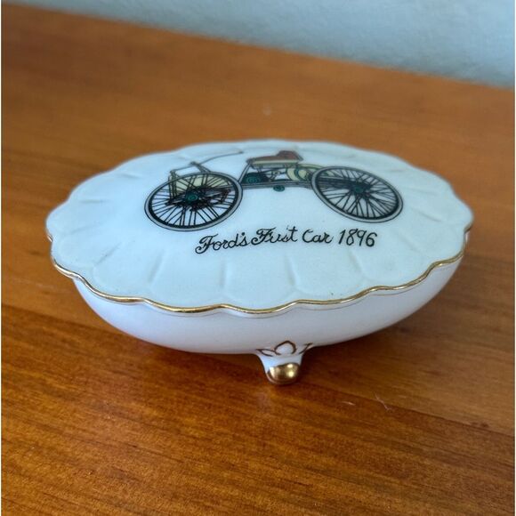 Ford's First Car 1896 Vintage Porcelain Trinket Box with lid Gold trim 70’s - Picture 3 of 11
